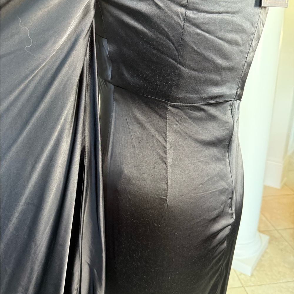 Michael Costello Black Asymmetrical Long Sleeve Dress - Picture 4 of 5